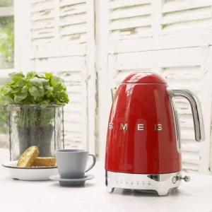 Smeg Bouilloire 1,7 L En Inox Rouge 9